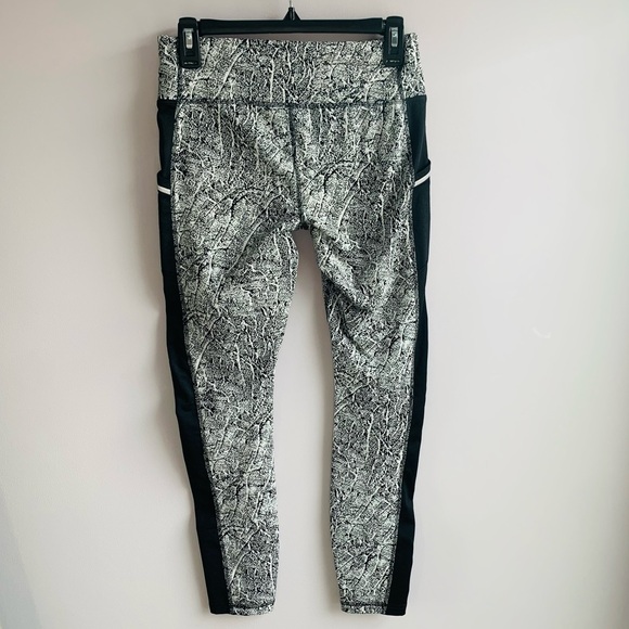 Avia Leggings Black White Stretch Active Fitness Yoga Running Casual Small 4 6 - Picture 5 of 5